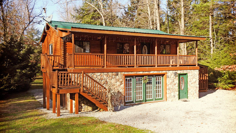 Campers Paradise Big Sky Cabin in PA