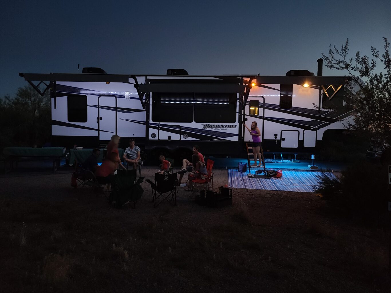 family living in an rv