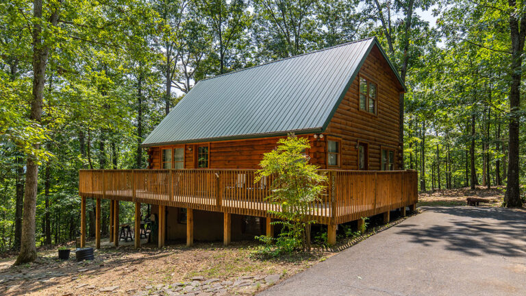 Little Orleans Campground Log Cabin